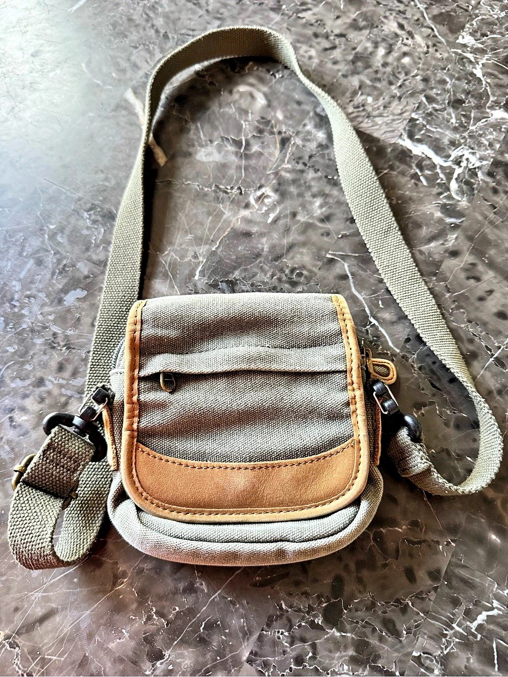 L.L.Bean Crossbody Bag in Beige & Brown